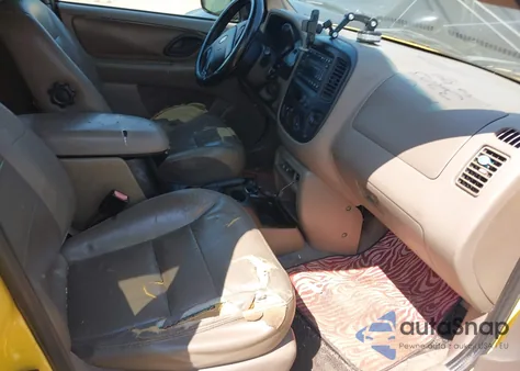 2002 Ford Escape Xlt из США, поврежденный, VIN 1FMCU03152KC08030